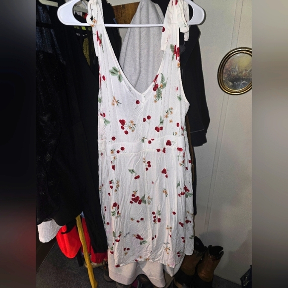 torrid Dresses & Skirts - RARE Nwot TORRID MARILYN MONROE 2X MINI CHERRY DRESS